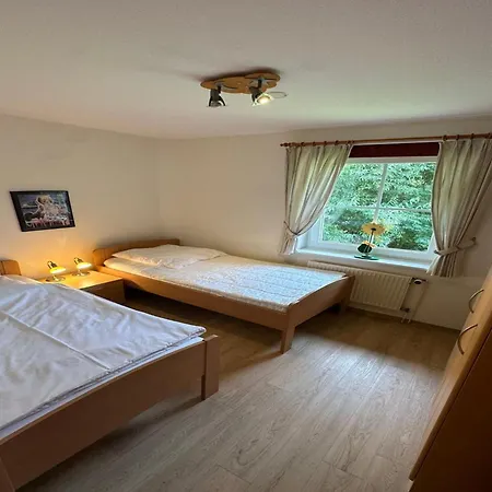 Coastal Comfort With Garden Apartment Staberdorf